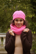 Cuddly snood scarf - Neon Pink