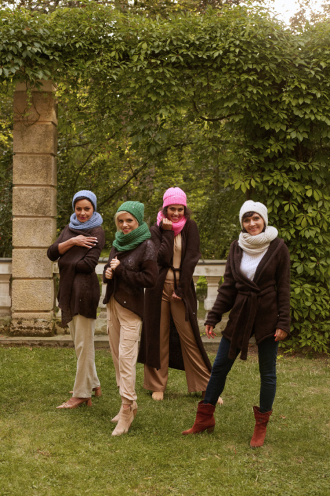 Otulający komin - Neonowy róż