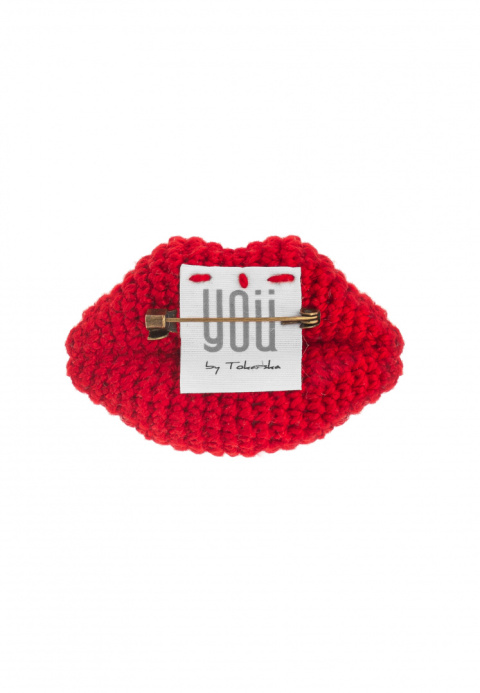 Zalotne Usta Broszka - Czerwony