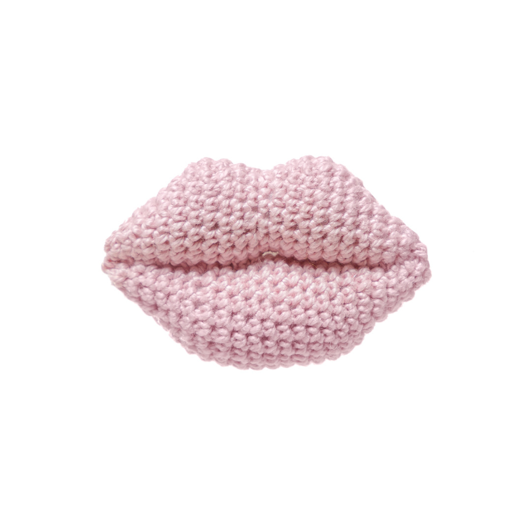 Flirty Lips Brooch - Powder pink