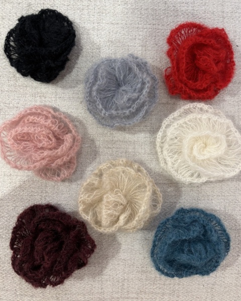 PREZENT 🌸SZYDEŁKOWA BROSZKA🌸